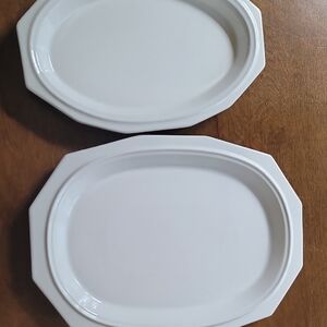Elegant White Oval Platters